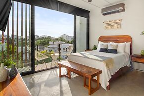 Ocean Boutique Condos