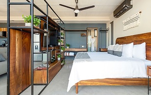 Ocean Boutique Condos