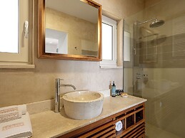 Adeste Seaview Villas