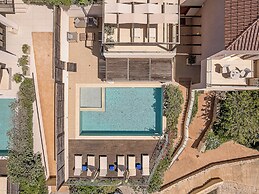 Adeste Seaview Villas