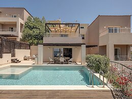 Adeste Seaview Villas