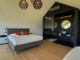 Amazing Lodge With Shared Pool