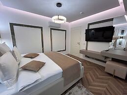 MONARC Boutique ApartHotel SELF CHECK-IN