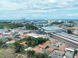 Comfort and Nice Studio Room Patraland Urbano Apartment