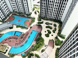 Relaxing 2BR at Pollux Chadstone Apartment