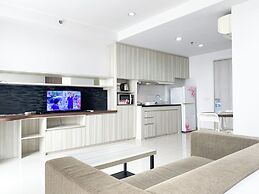 Spacious and Comfort Studio Apartment at Azalea Suites