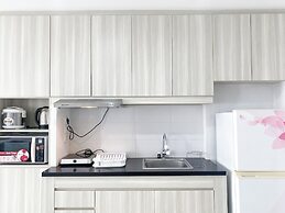 Spacious and Comfort Studio Apartment at Azalea Suites