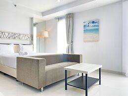 Spacious and Comfort Studio Apartment at Azalea Suites