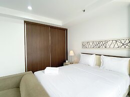 Spacious and Comfort Studio Apartment at Azalea Suites