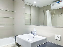 Spacious and Comfort Studio Apartment at Azalea Suites