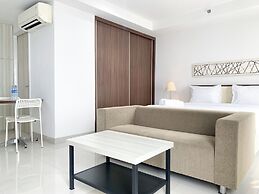 Spacious and Comfort Studio Apartment at Azalea Suites