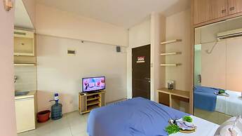 Minimalist and Comfy Studio at Habitat Apartment