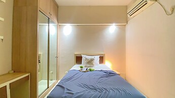 Minimalist and Comfy Studio at Habitat Apartment