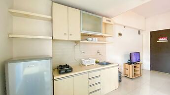 Minimalist and Comfy Studio at Habitat Apartment