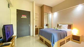 Minimalist and Comfy Studio at Habitat Apartment