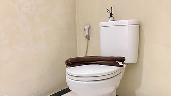 Minimalist and Comfy Studio at Habitat Apartment