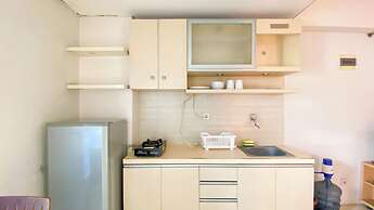 Minimalist and Comfy Studio at Habitat Apartment