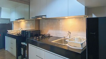 Homey and Good Studio at H Residence Apartment