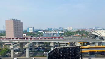 Homey and Good Studio at H Residence Apartment