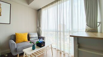 Homey and Good Studio at H Residence Apartment