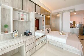 Homey and Restful Studio Grand Kamala Lagoon Apartment