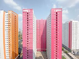 Good and Warm 2BR at Green Pramuka City Apartment