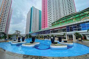 Good and Warm 2BR at Green Pramuka City Apartment