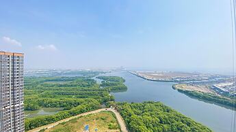 Best Location and Strategic Studio at Gold Coast Apartment PIK