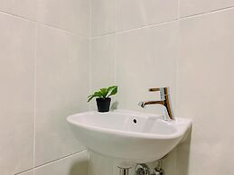 Comfy and Minimalist Studio Apartment at Evenciio Margonda