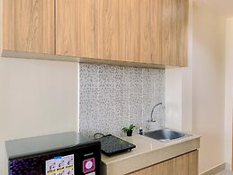 Comfy and Minimalist Studio Apartment at Evenciio Margonda