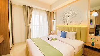 Simply Look Studio at Gold Coast Apartment