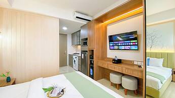 Simply Look Studio at Gold Coast Apartment