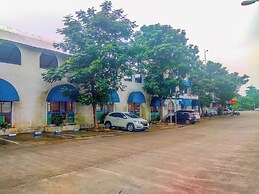 Restful and Homey Studio Gunung Putri Square Apartment