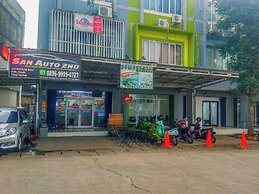 Restful and Homey Studio Gunung Putri Square Apartment