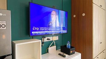 Enjoy Living Studio at West Vista Apartment