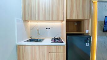 Comfy and Minimalist Studio at Bassura City Apartment