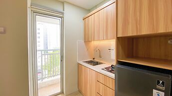 Comfy and Minimalist Studio at Bassura City Apartment