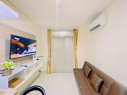 Good and Warm 1BR Apartment at Pejaten Park Residence