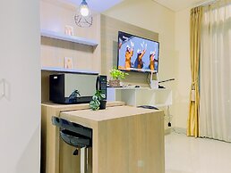 Good and Warm 1BR Apartment at Pejaten Park Residence