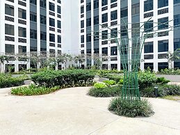 Good and Restful Studio Pollux Chadstone Apartment