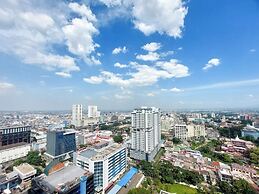 Restful and Comfy Studio Podomoro City Deli Medan Apartment