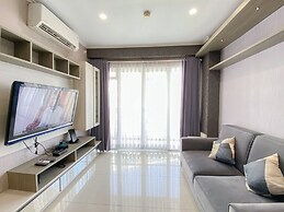 Strategic Location 2BR Apartment at Gateway Pasteur