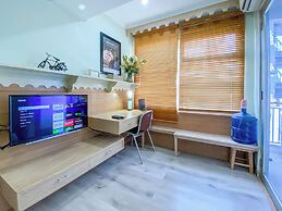 The Artisan Abode 2BR Jarrdin Cihampelas Apartment