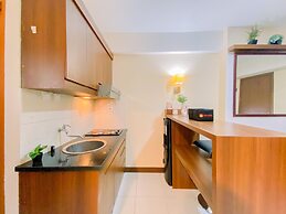 Homey and Comfort Stay 2BR Cinere Resort Apartment