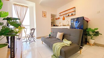 Fancy and Homey 2BR at Tokyo Riverside PIK 2 Apartment