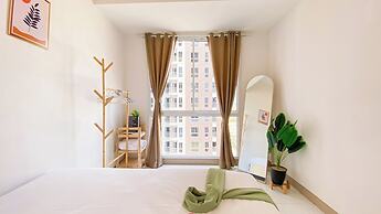 Fancy and Homey 2BR at Tokyo Riverside PIK 2 Apartment