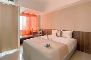 Cozy and Warm Studio at Gateway Park LRT City Bekasi Apartment