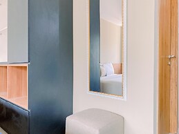 Cozy Living Studio at Gateway Park LRT City Bekasi Apartment