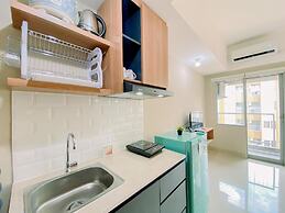 Cozy Living Studio at Gateway Park LRT City Bekasi Apartment