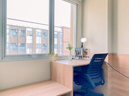 Cozy Living Studio at Gateway Park LRT City Bekasi Apartment